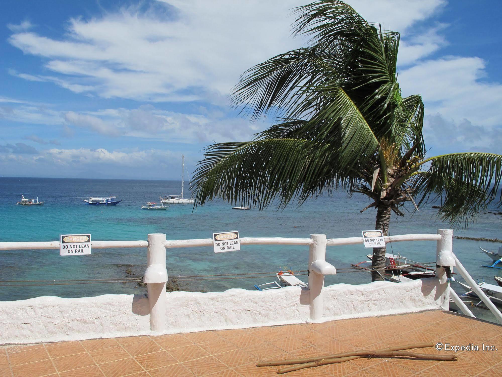 Scandi Divers Puerto Galera Exterior photo
